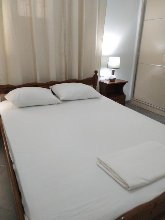 May Apartments ساراندا المظهر الخارجي الصورة